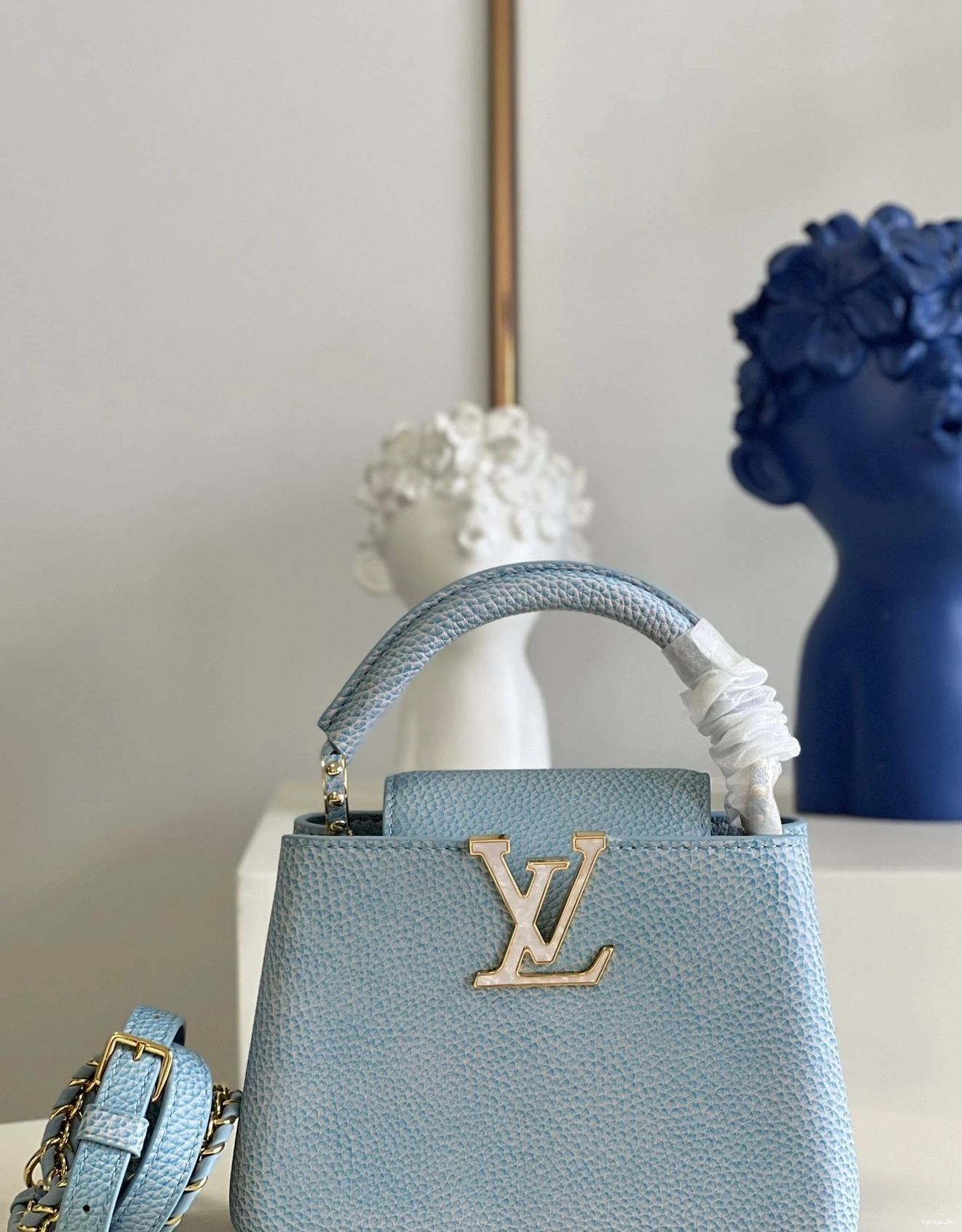 VUITTON CAPUCINES LOUIS MINI 0510